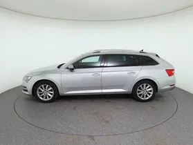 Skoda Superb Combi 2.0 TDI Style DSG | Thumbnail 9 von 26