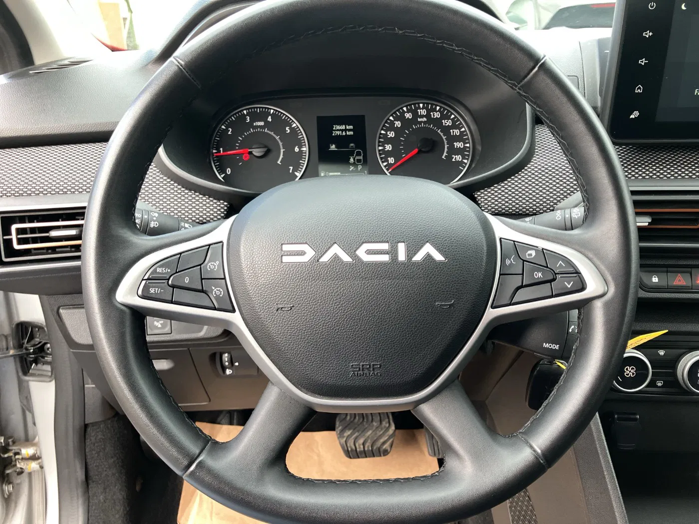 Dacia Sandero III 1.0 TCe 90 Stepway Expression | Bild 15 von 23