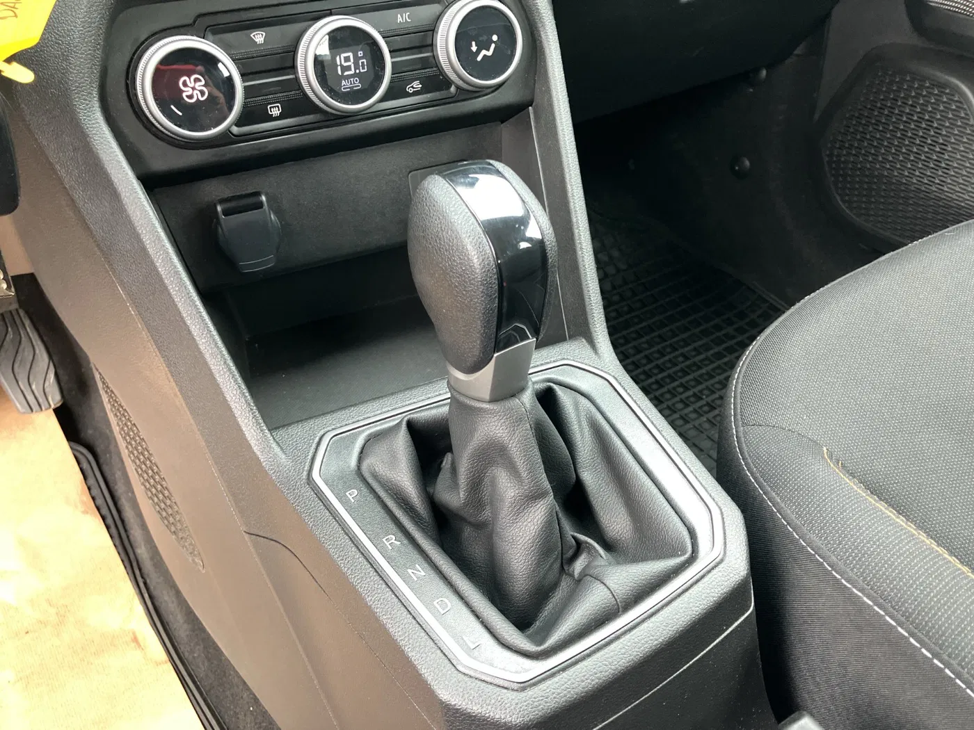 Dacia Sandero III 1.0 TCe 90 Stepway Expression | Bild 19 von 23