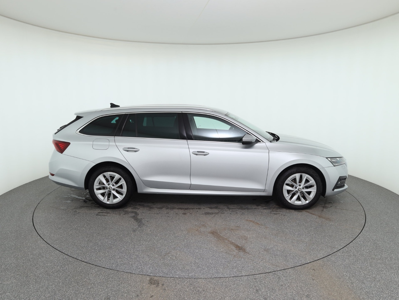 Skoda Octavia Combi 2.0 TDI Style | Bild 5 von 28