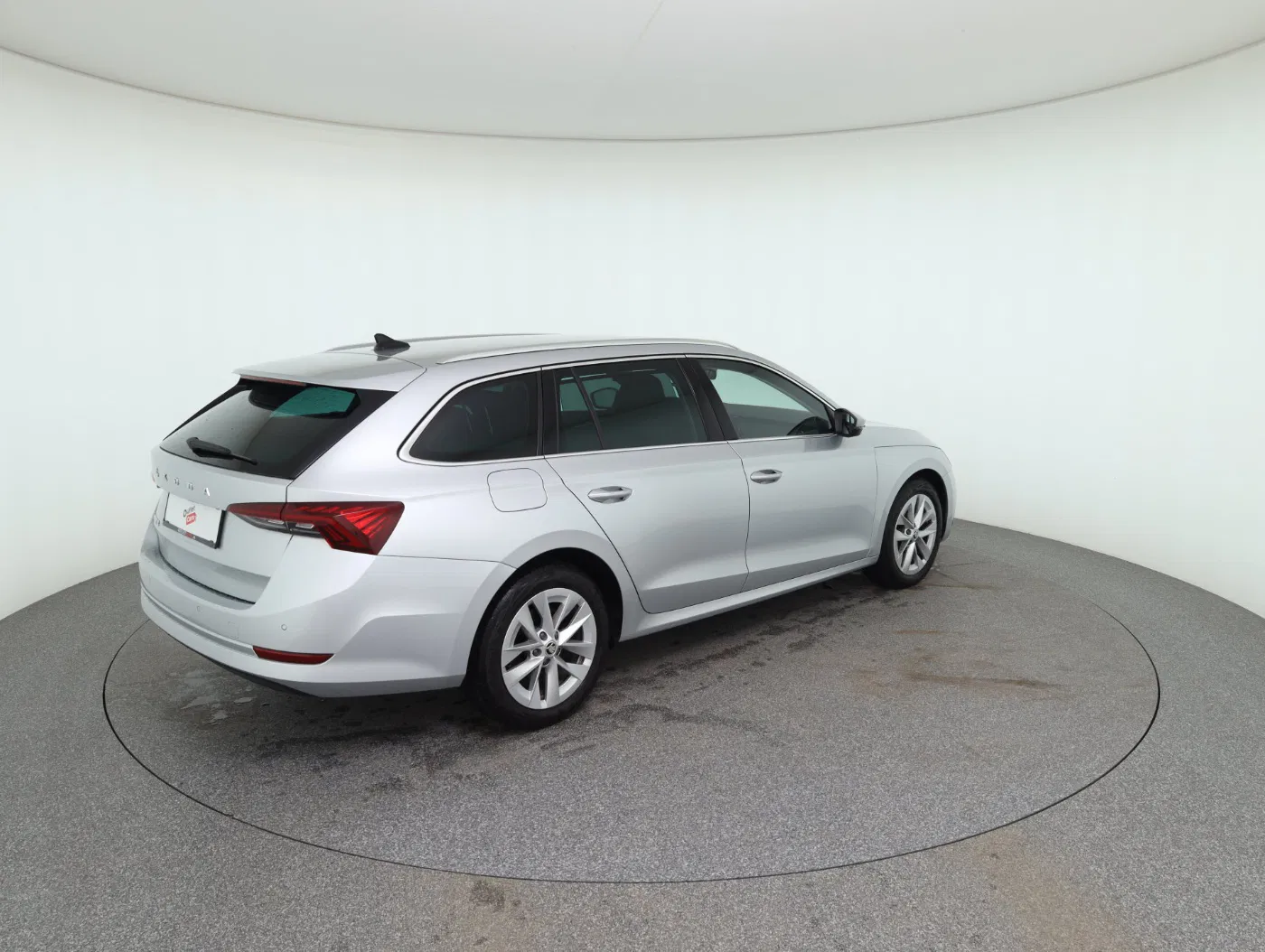 Skoda Octavia Combi 2.0 TDI Style | Bild 6 von 28