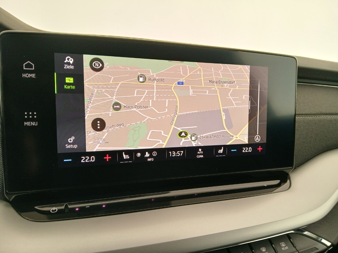 Skoda Octavia Combi 2.0 TDI Style | Bild 22 von 28