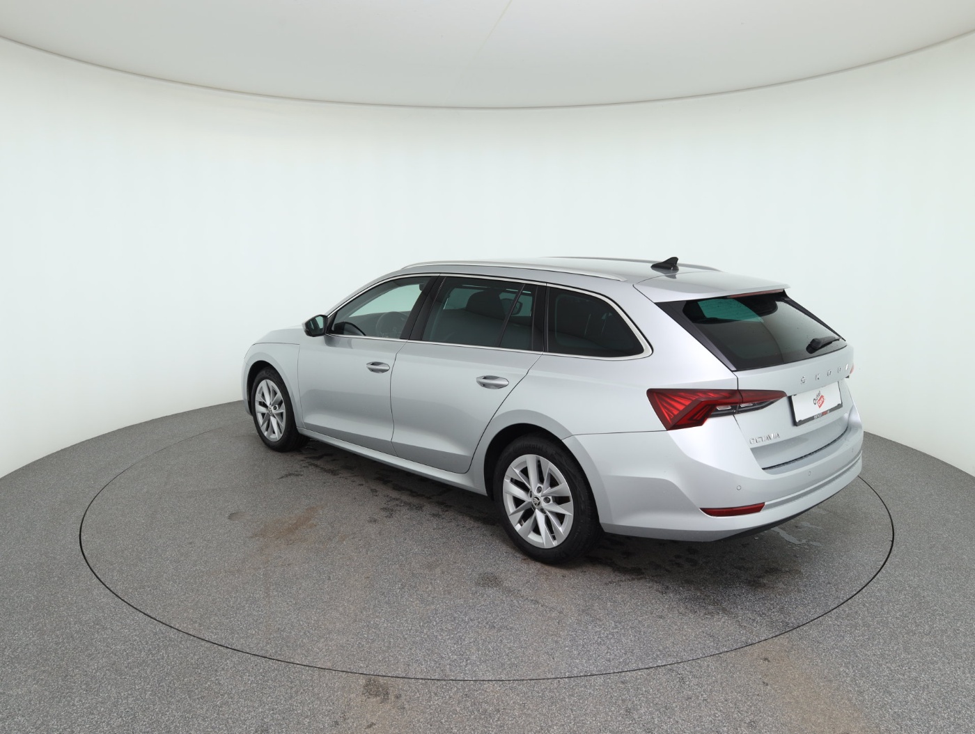 Skoda Octavia Combi 2.0 TDI Style | Bild 8 von 28