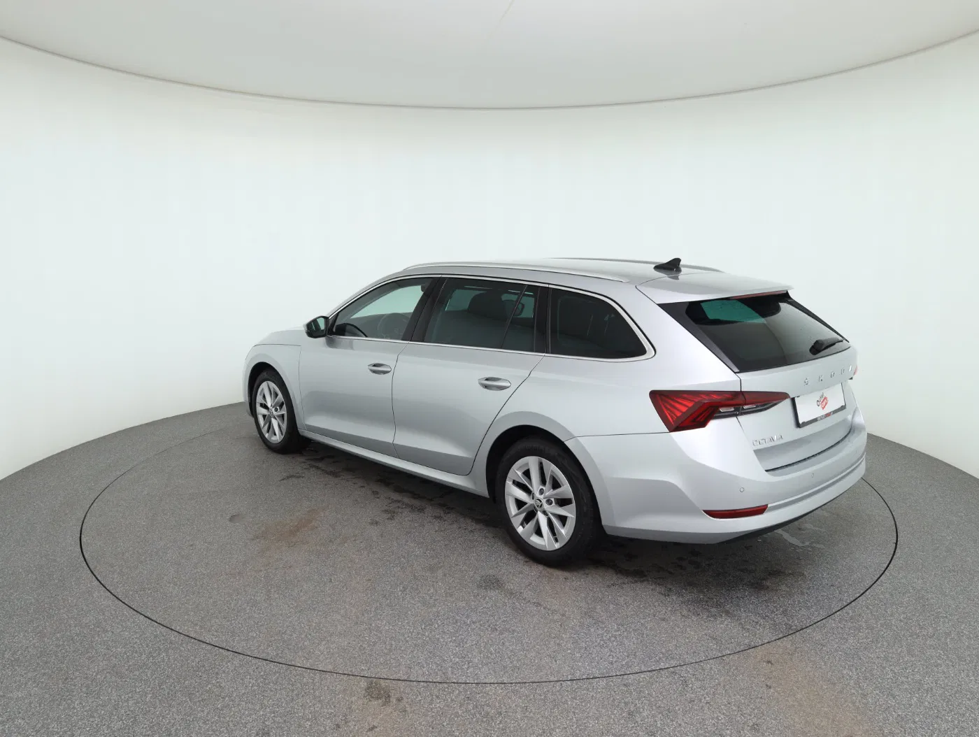 Skoda Octavia Combi 2.0 TDI Style | Bild 8 von 28