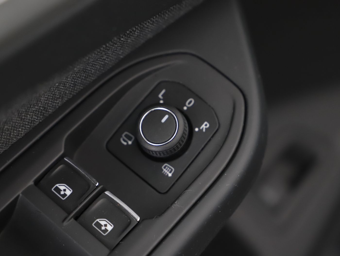 VW Golf VIII Var. 2.0 TDI Life DSG | Bild 12 von 28