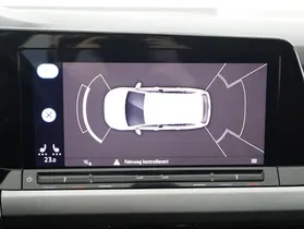 VW Golf VIII Var. 2.0 TDI Life DSG | Thumbnail 22 von 28