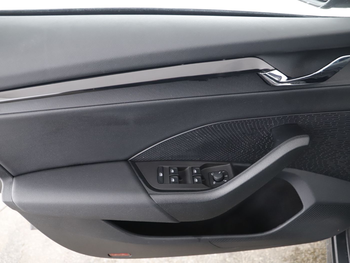 Skoda Octavia Combi 2.0 TDI Amb. DSG | Bild 11 von 26