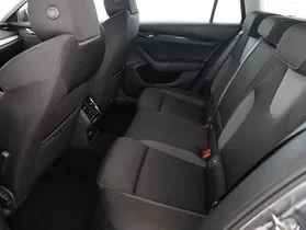 Skoda Octavia Combi 2.0 TDI Amb. DSG | Thumbnail 24 von 26