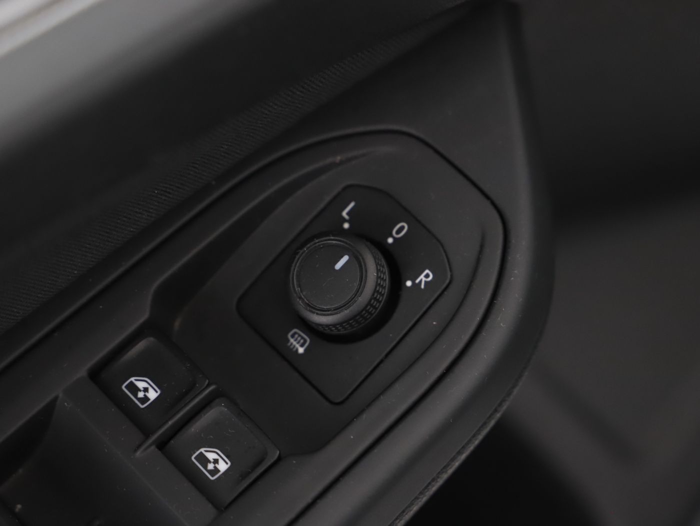 VW Golf VIII Variant 2.0TDI | Bild 8 von 23