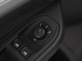 VW Golf VIII Variant 2.0TDI | Thumbnail 8 von 23