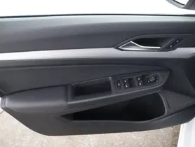 VW Golf VIII Variant 2.0TDI | Thumbnail 7 von 23