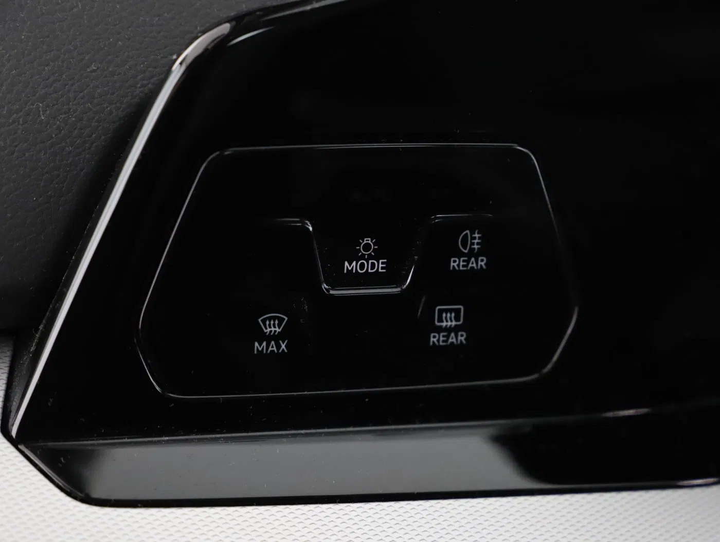 VW Golf VIII Variant 2.0TDI | Bild 13 von 27