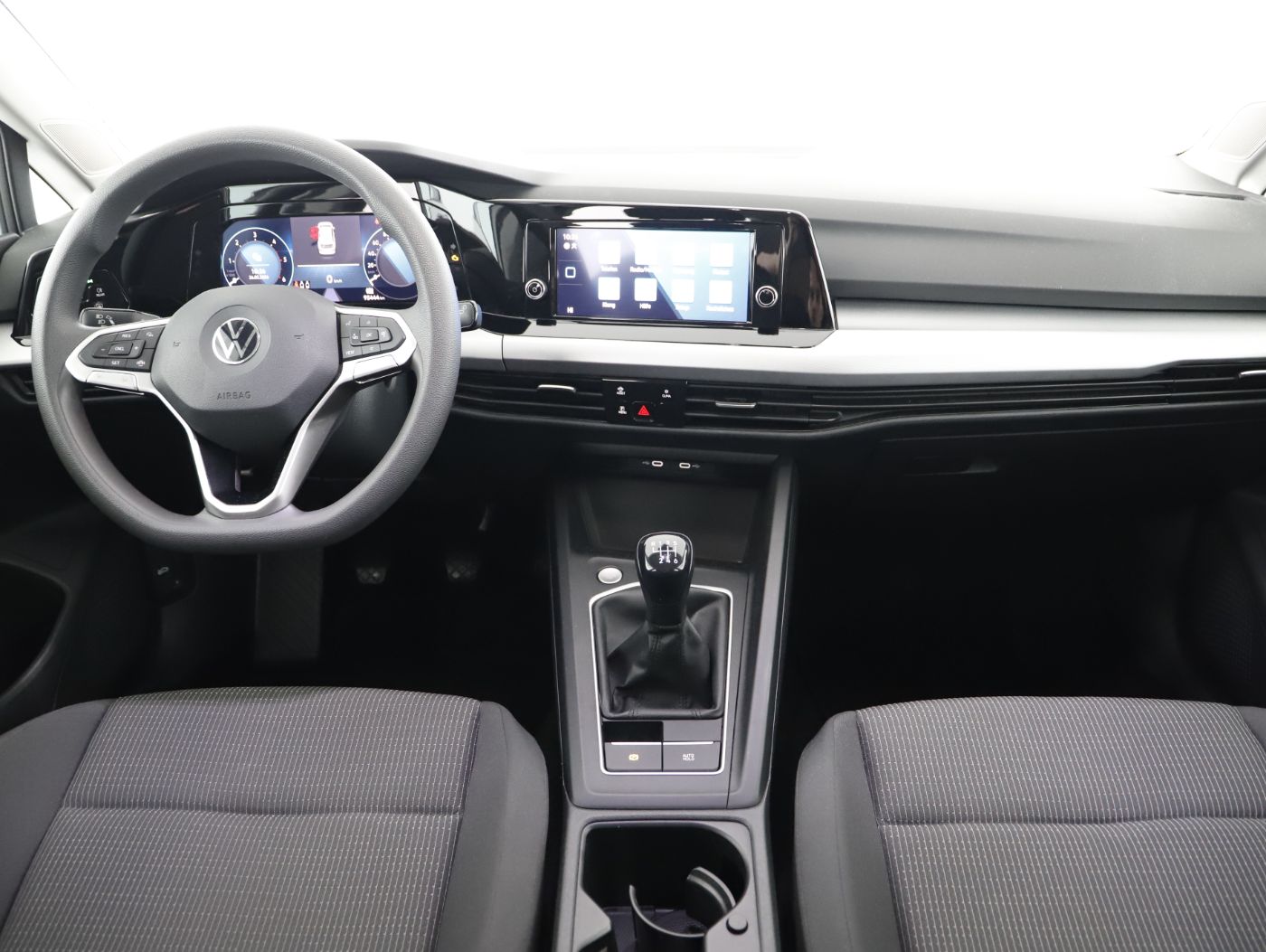 VW Golf VIII Variant 2.0TDI | Bild 15 von 27