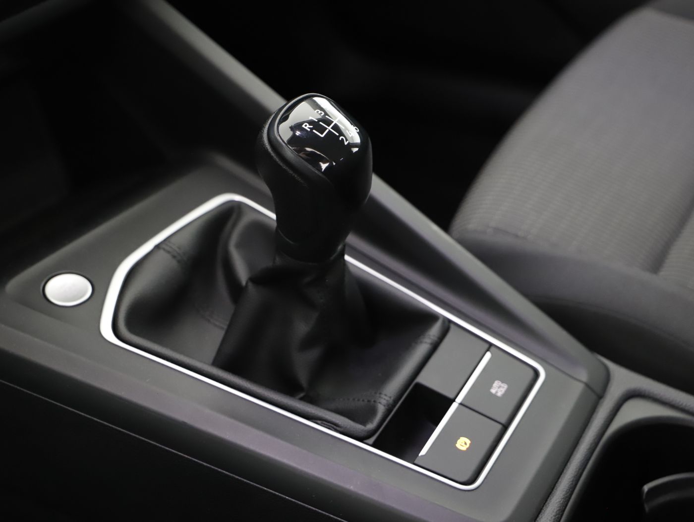 VW Golf VIII Variant 2.0TDI | Bild 24 von 27