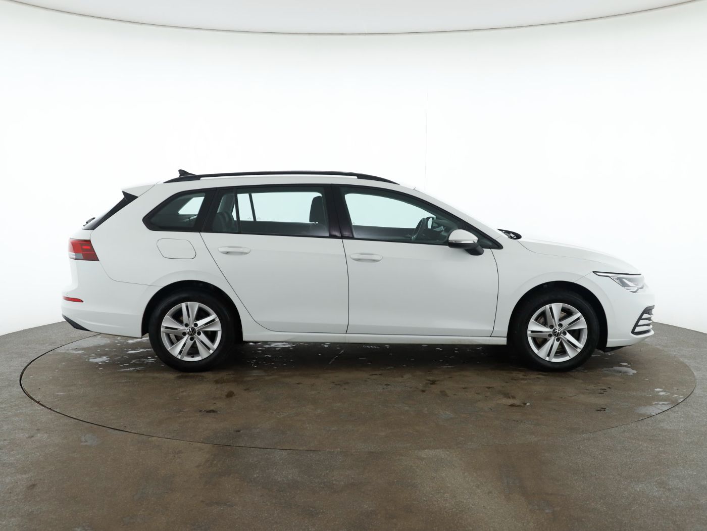 VW Golf VIII Variant 2.0TDI | Bild 5 von 27