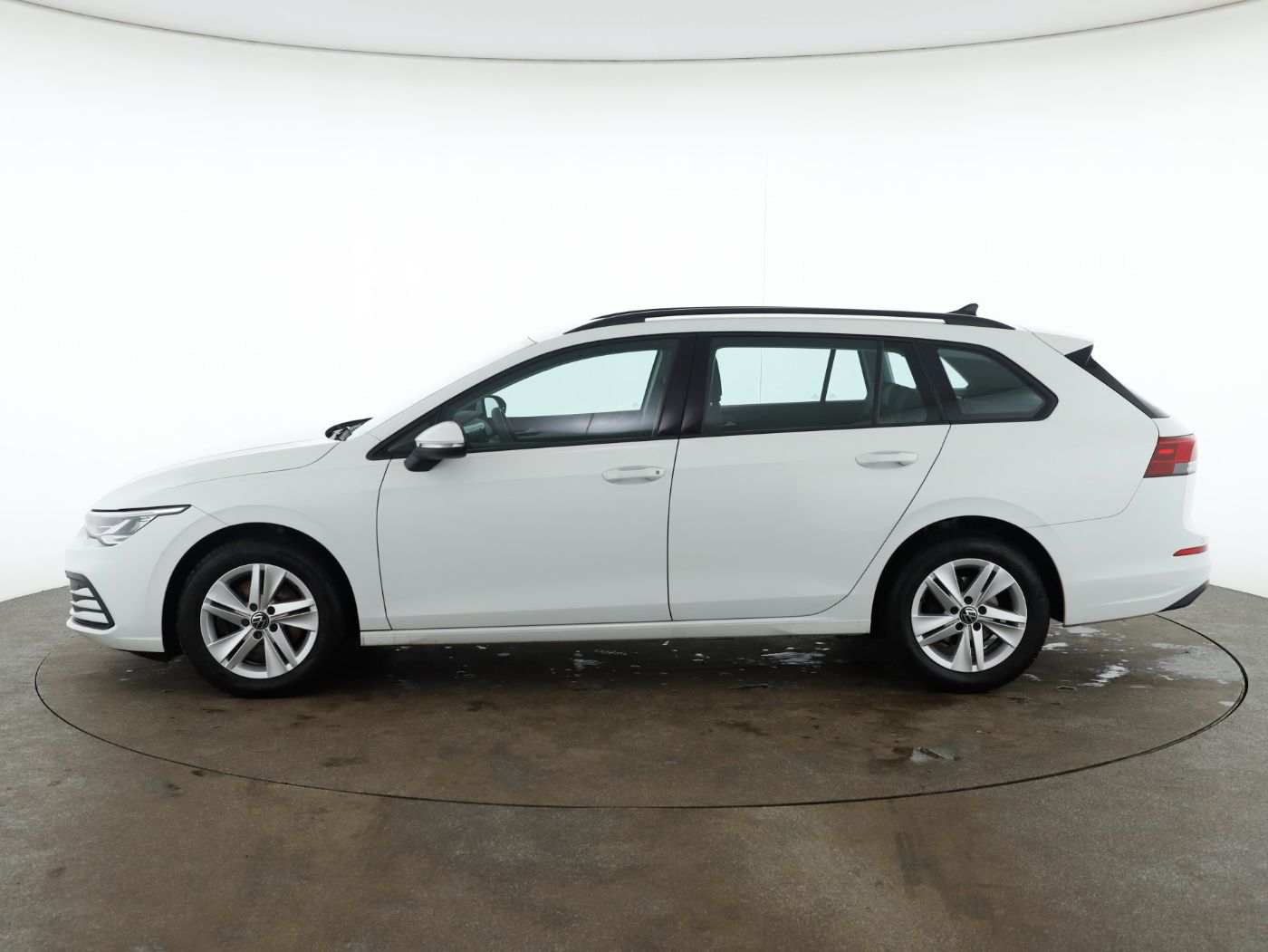 VW Golf VIII Variant 2.0TDI | Bild 9 von 27