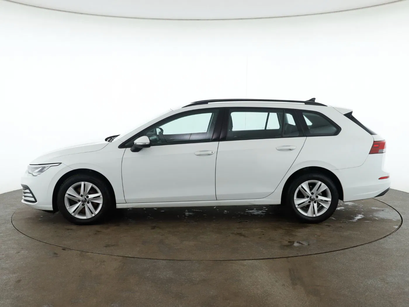 VW Golf VIII Variant 2.0TDI | Bild 9 von 27