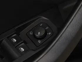 Skoda Karoq 2.0 TDI 4x4 Sportl. DSG | Thumbnail 12 von 27