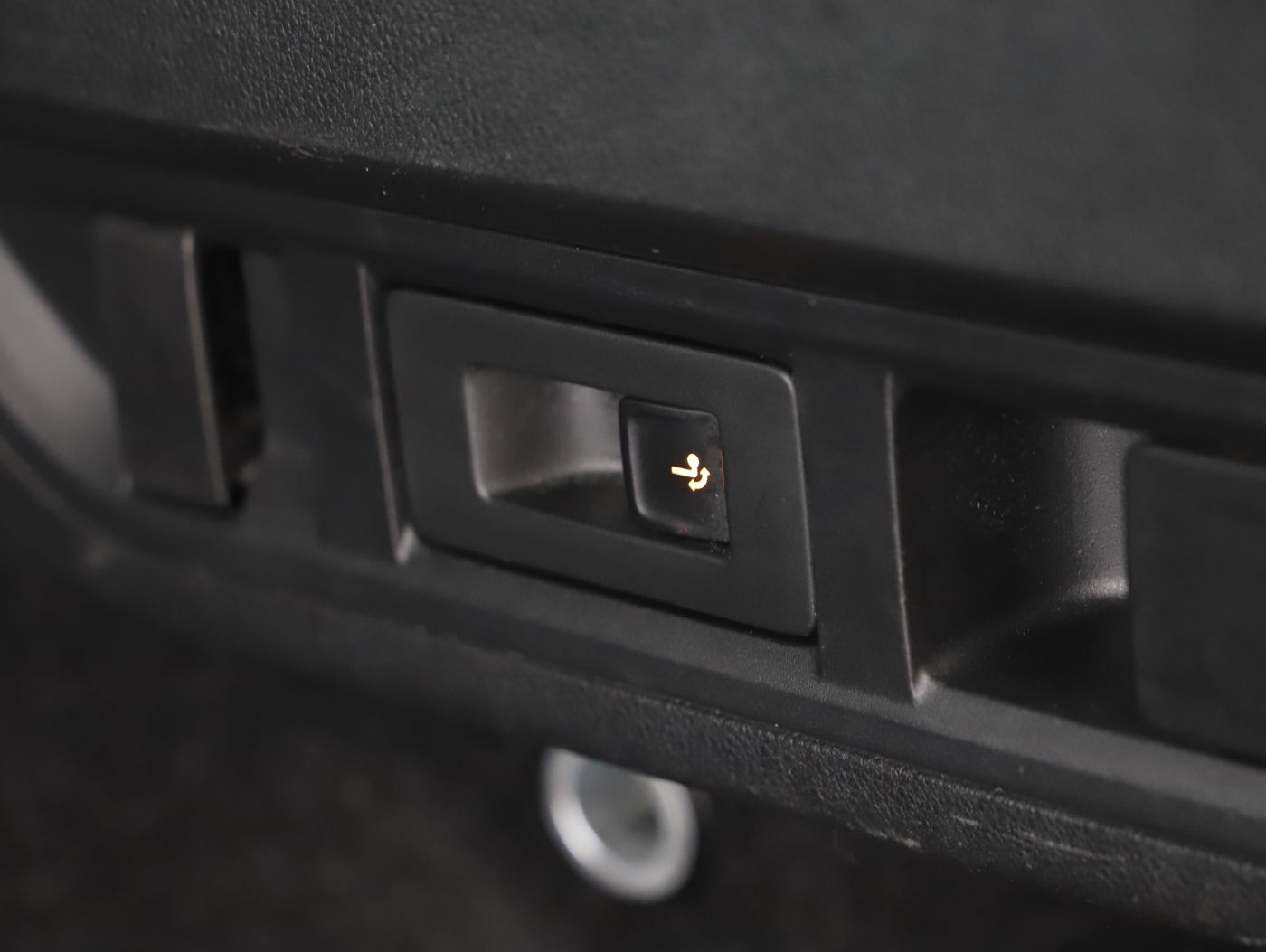 Skoda Octavia Combi 2.0 TDI 4x4 Amb DSG | Bild 25 von 27