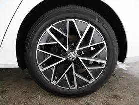 Skoda Octavia Combi 2.0 TDI 4x4 Ambition | Thumbnail 6 von 25
