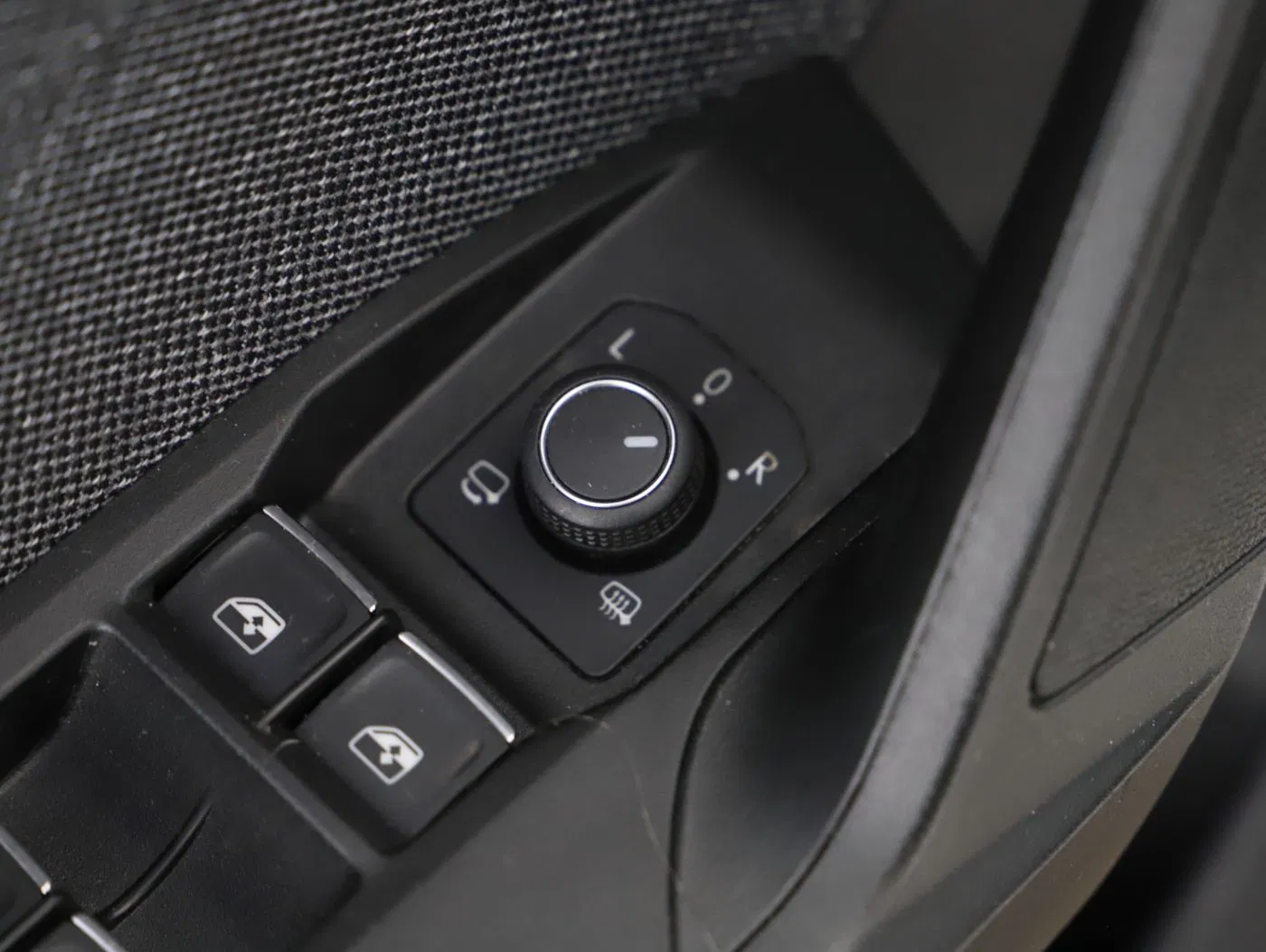 Seat Leon 2.0 TDI DSG Xcellence | Bild 8 von 23