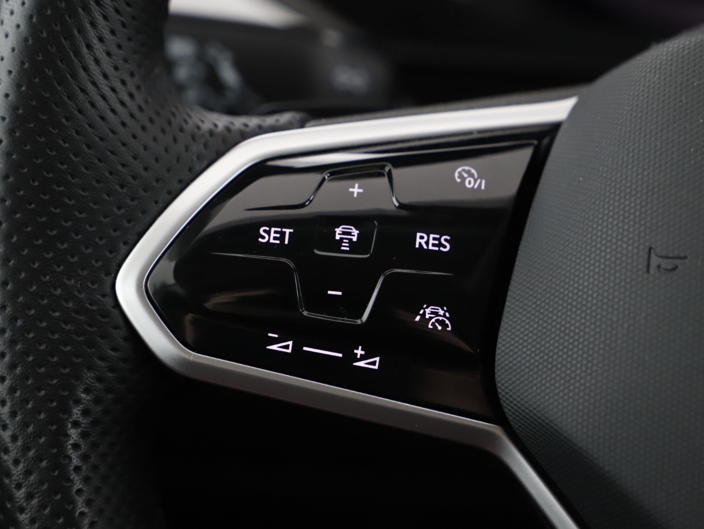 VW Arteon SB 2.0TDI Eleg. DSG | Bild 18 von 28