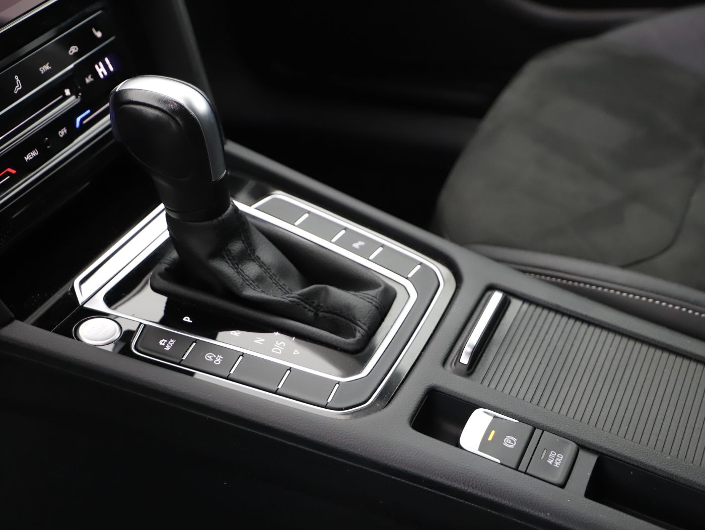 VW Arteon SB 2.0TDI Eleg. DSG | Bild 24 von 28