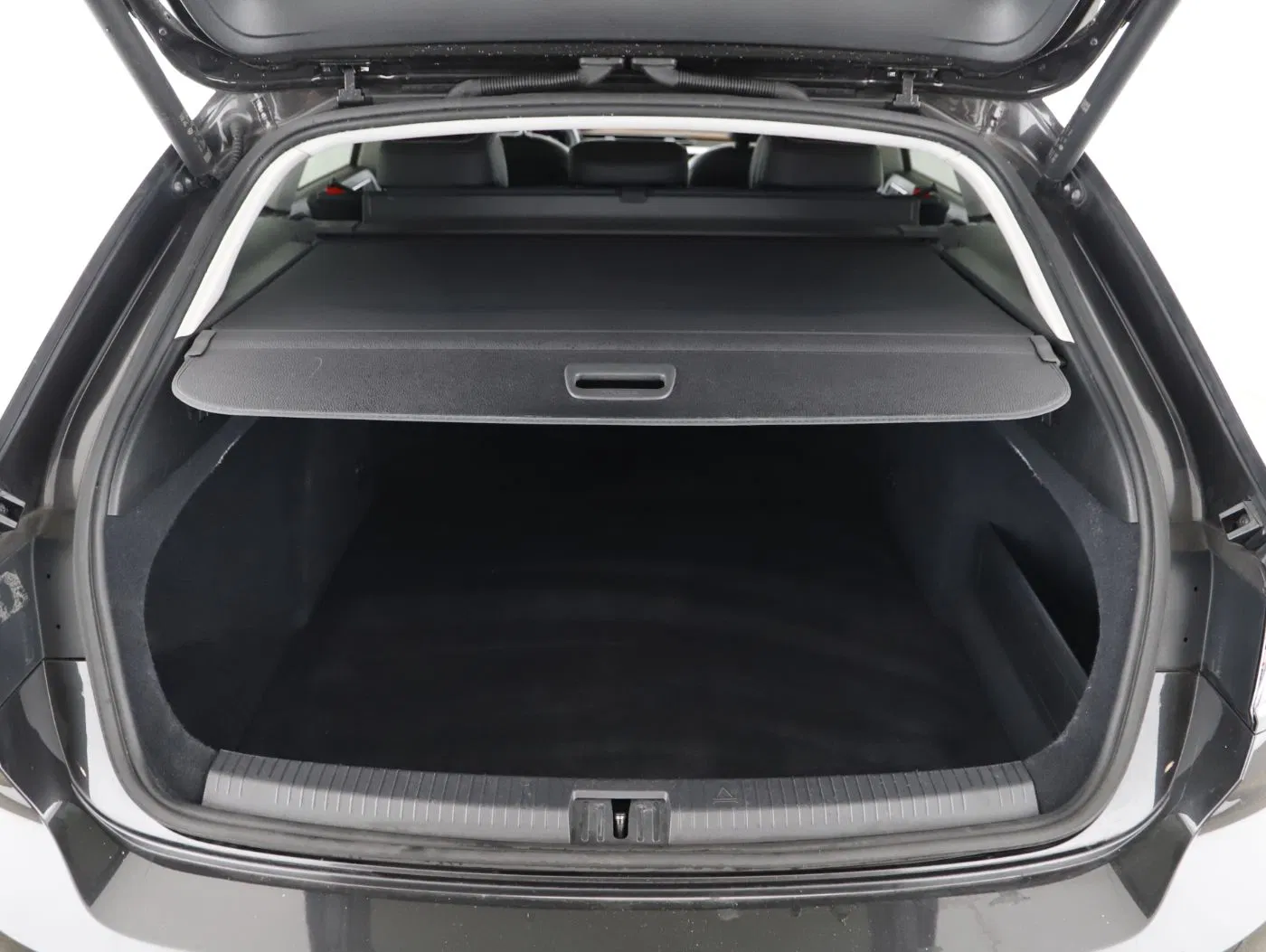 VW Arteon SB 2.0TDI Eleg. DSG | Bild 26 von 28