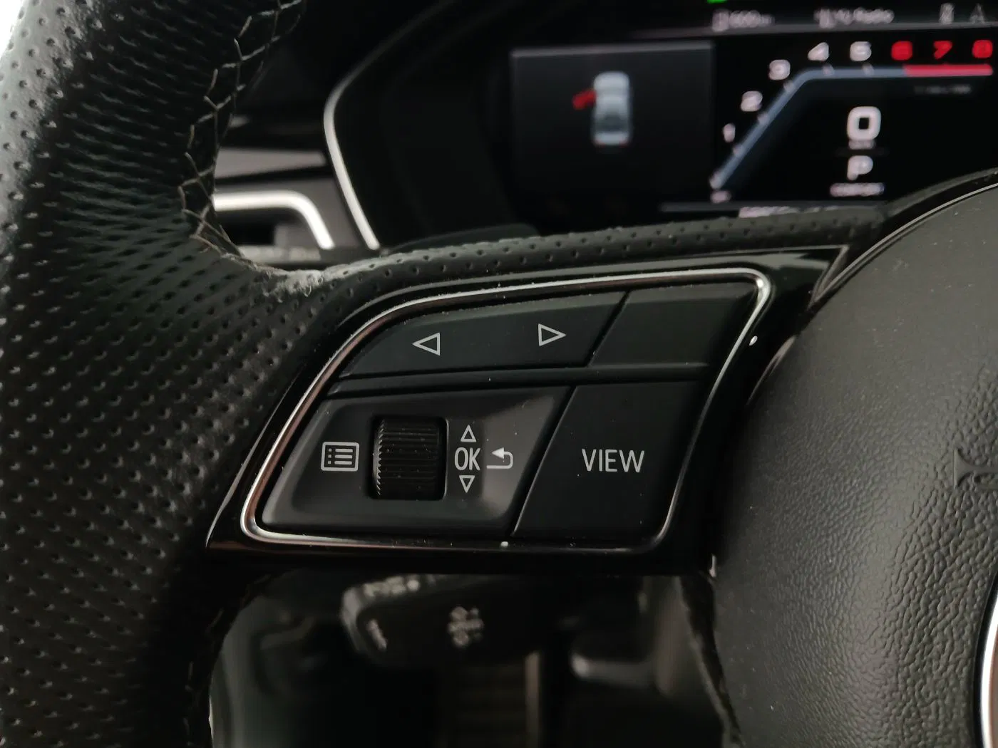 Audi A4 35 TFSI S-Line Aut. | Bild 16 von 25