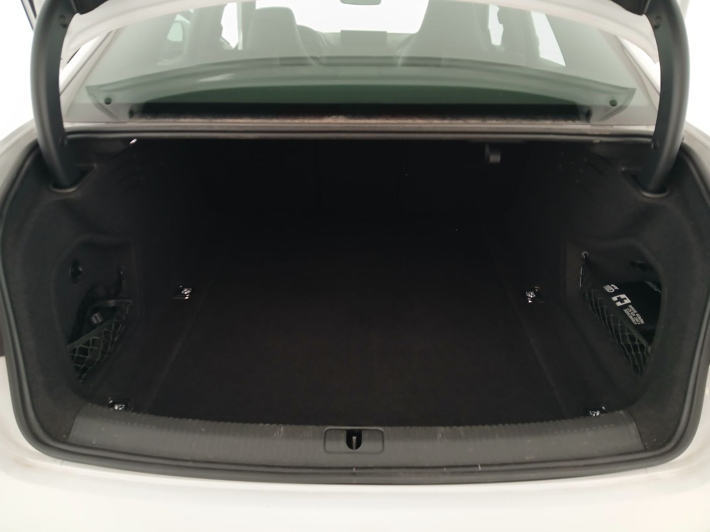 Audi A4 35 TFSI S-Line Aut. | Bild 25 von 25