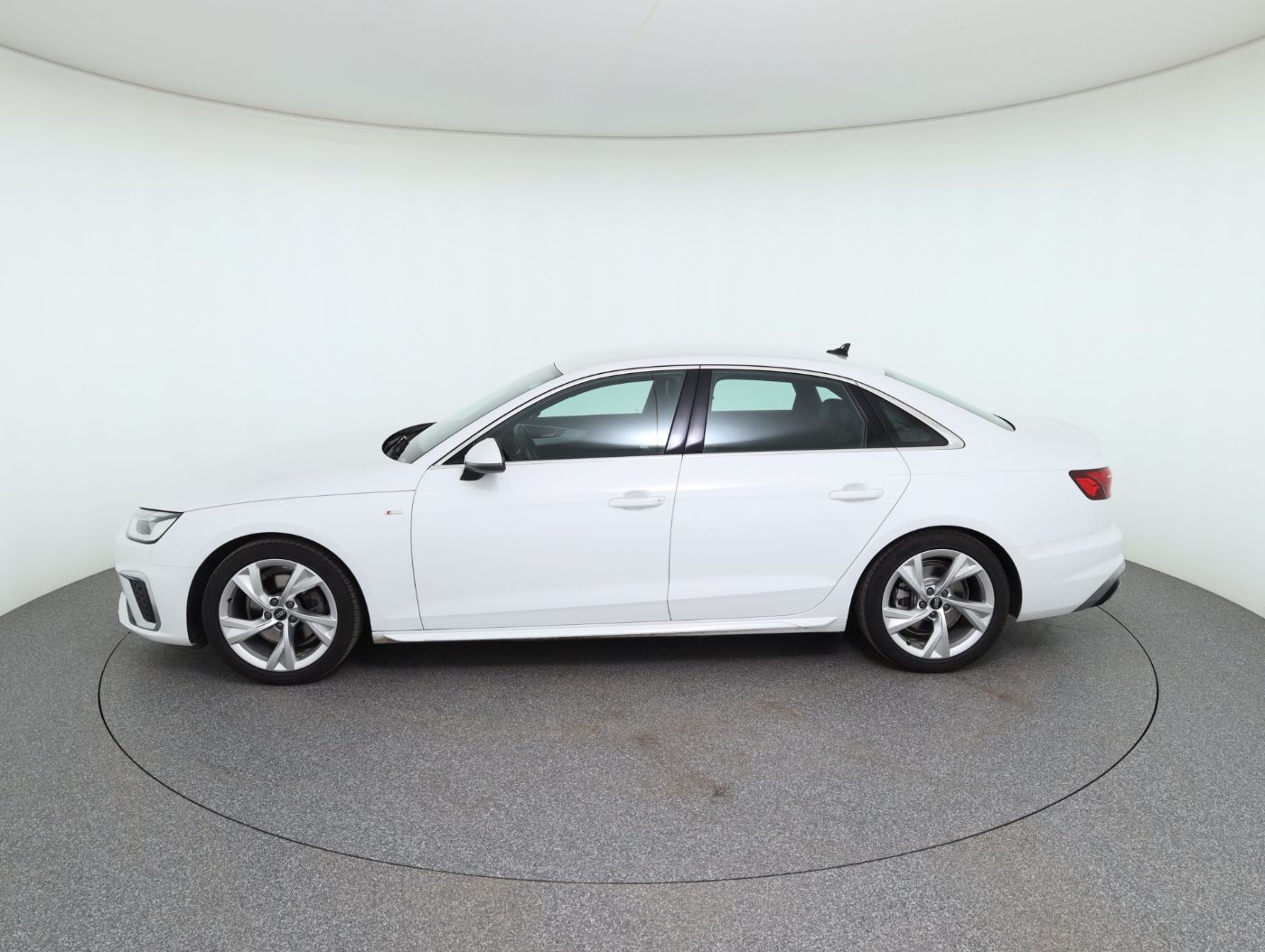 Audi A4 35 TFSI S-Line Aut. | Bild 9 von 25