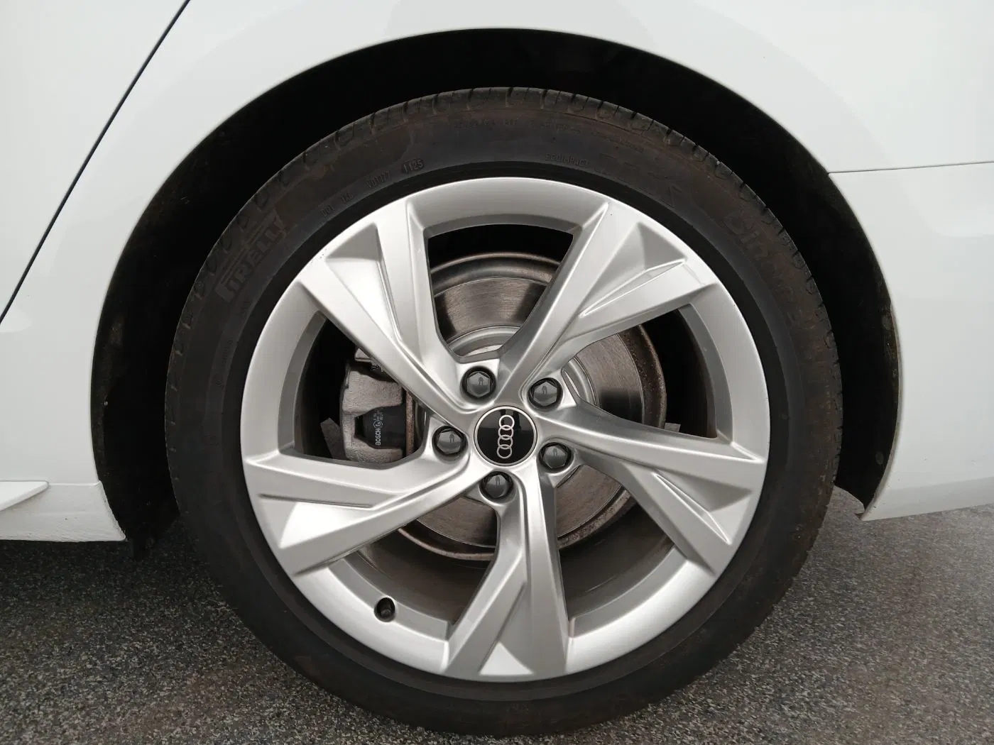 Audi A4 35 TFSI S-Line Aut. | Bild 10 von 25