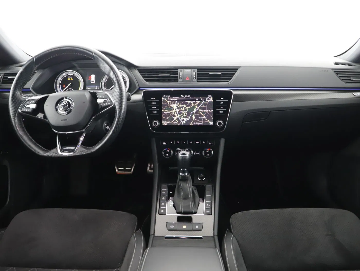 Skoda Superb Combi iV Sportline DSG | Bild 15 von 28