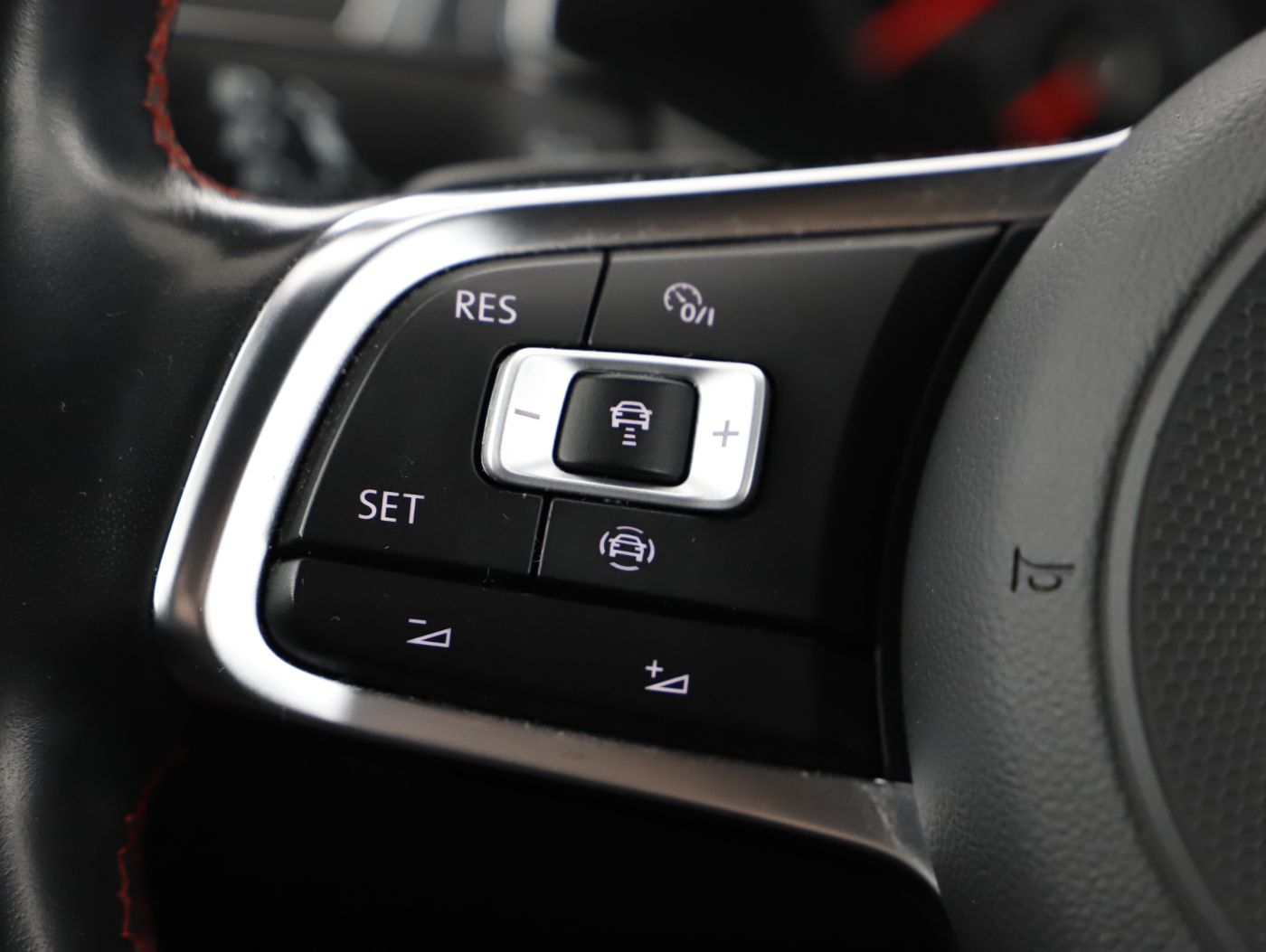 VW T-Roc 1.5TSI Sport DSG | Bild 15 von 22