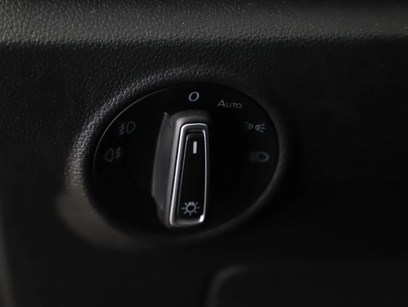 VW T-Roc 1.5TSI Sport DSG | Bild 8 von 23