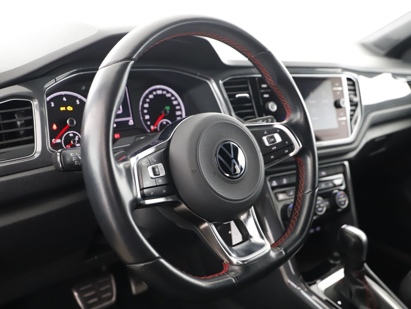 VW T-Roc 1.5TSI Sport DSG | Bild 13 von 23