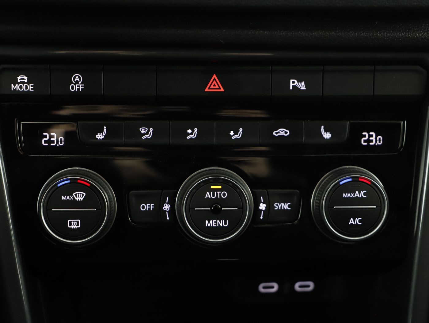 VW T-Roc 1.5TSI Sport DSG | Bild 15 von 23