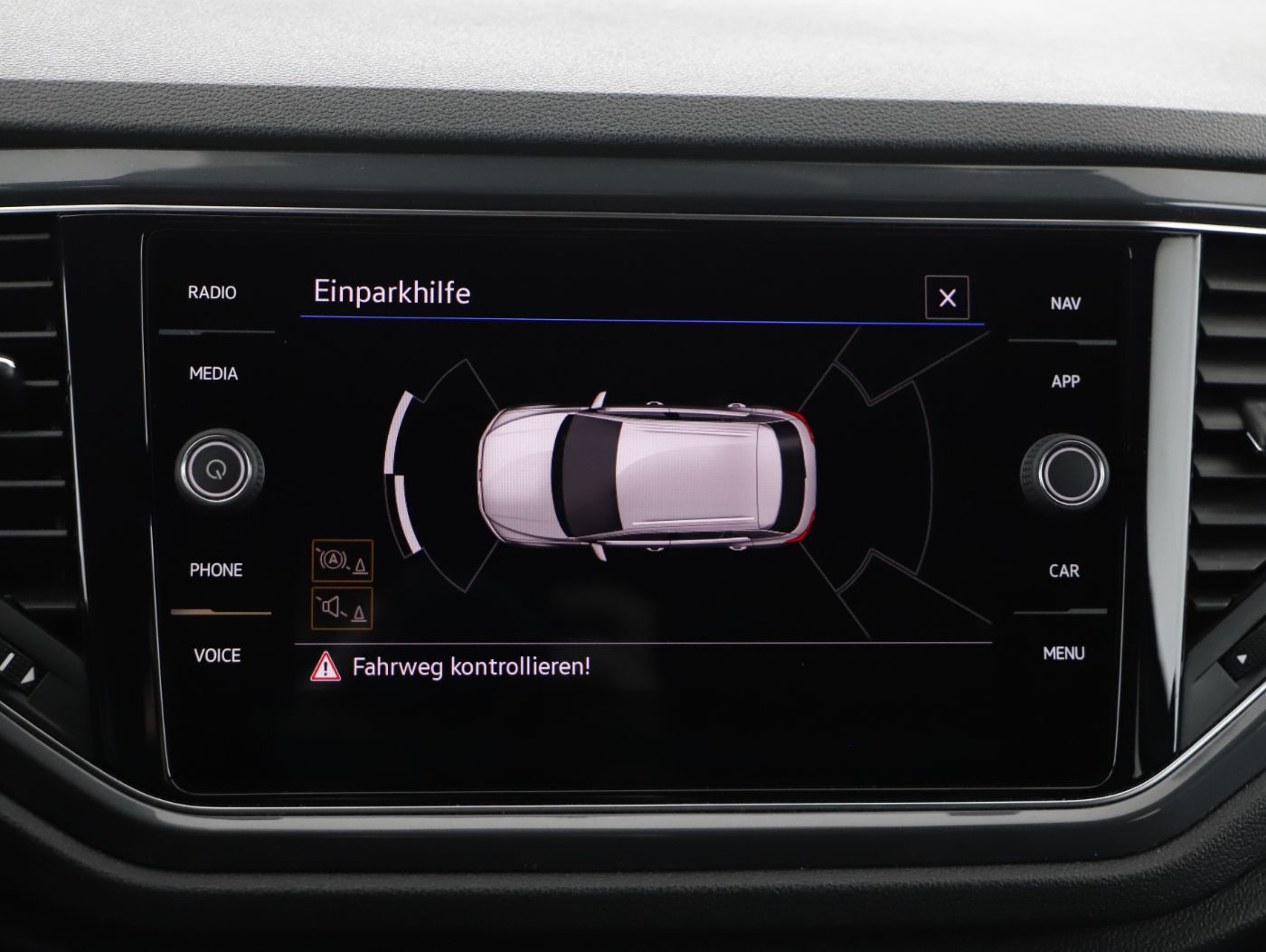 VW T-Roc 1.5TSI Sport DSG | Bild 21 von 23