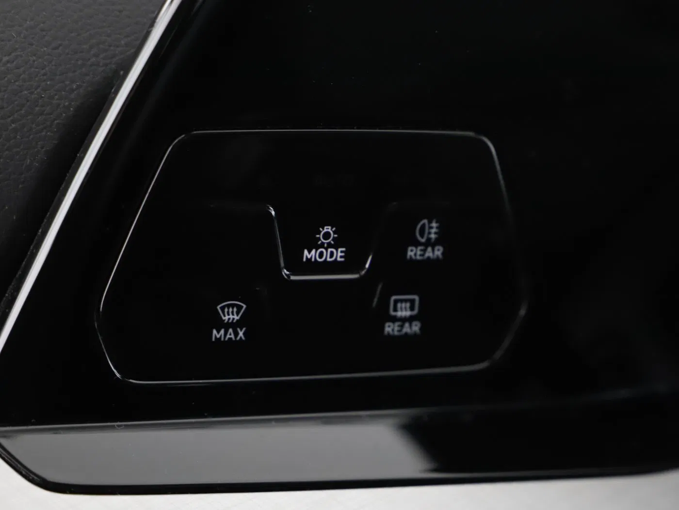 VW Golf Var 2.0 TDI DSG | Bild 10 von 26