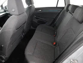 VW Golf Var 2.0 TDI DSG | Thumbnail 22 von 26