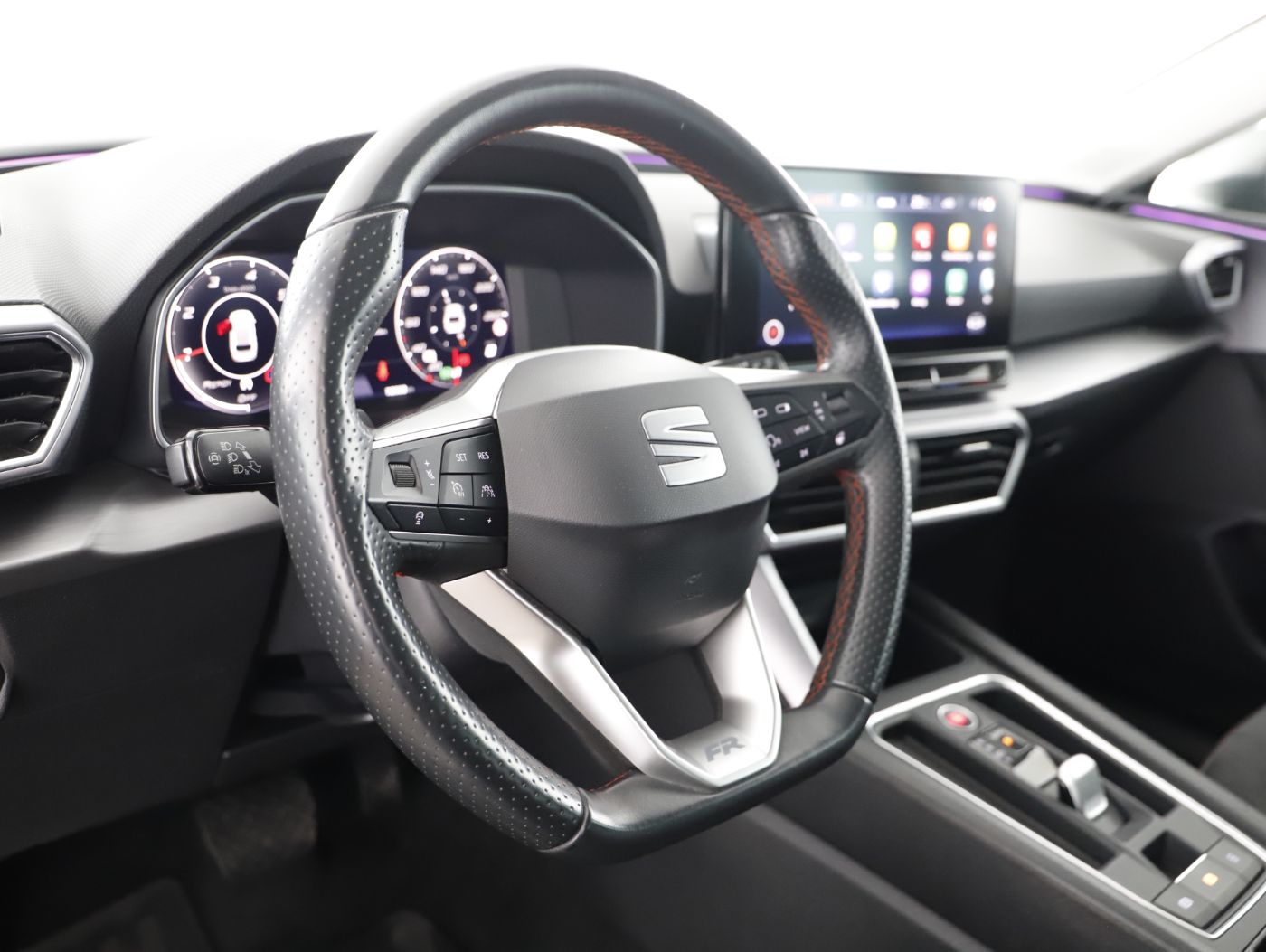 Seat Leon ST 2.0 TDI 4Drive FR DSG | Bild 11 von 24