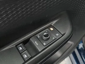 Cupra Born 150 W | Thumbnail 12 von 23