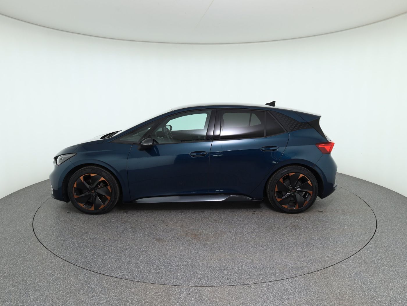 Cupra Born 150 W | Bild 9 von 23