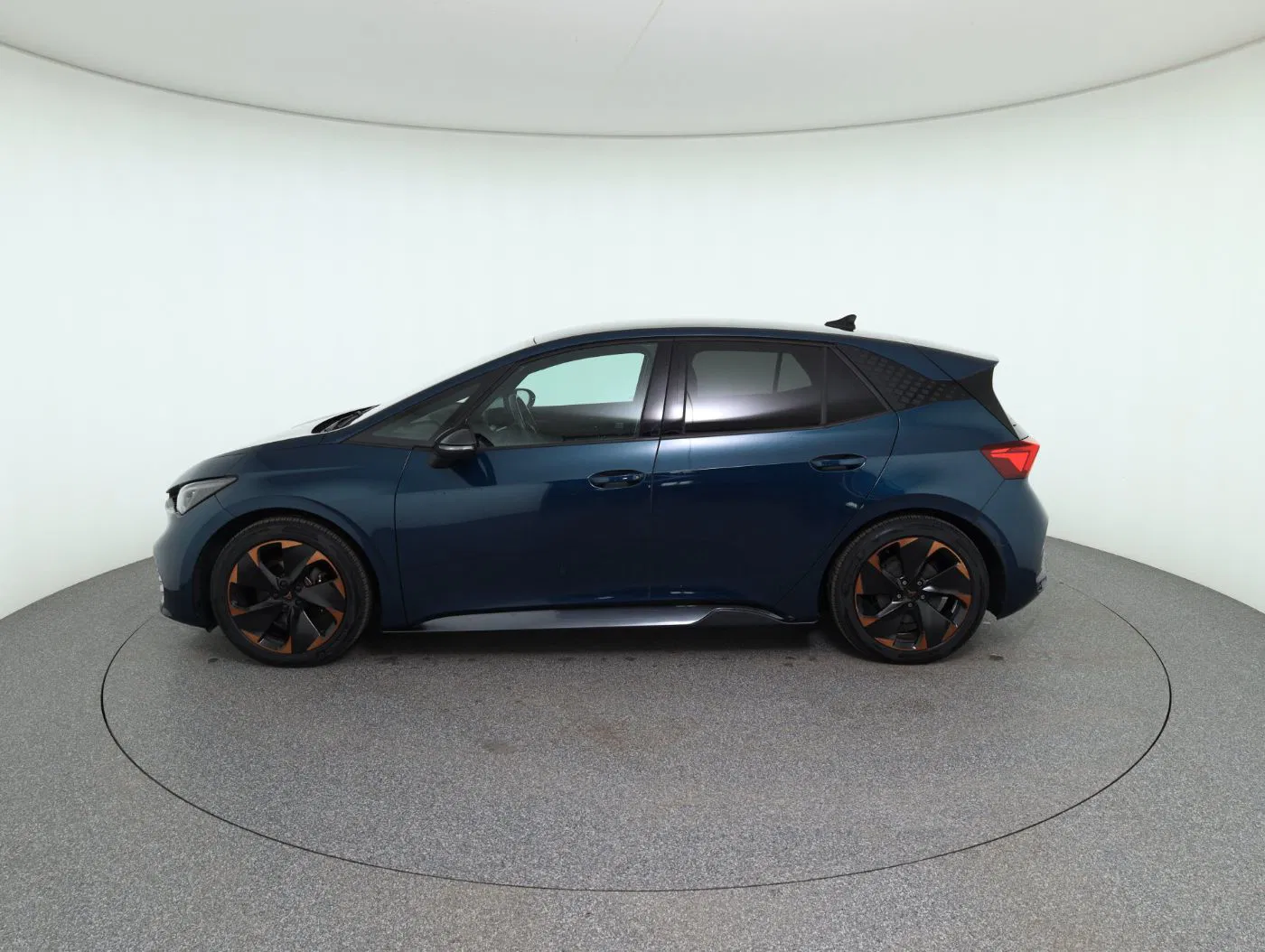 Cupra Born 150 W | Bild 9 von 23