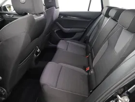 Skoda Octavia Combi 2.0 TDI Amb. DSG | Thumbnail 16 von 24