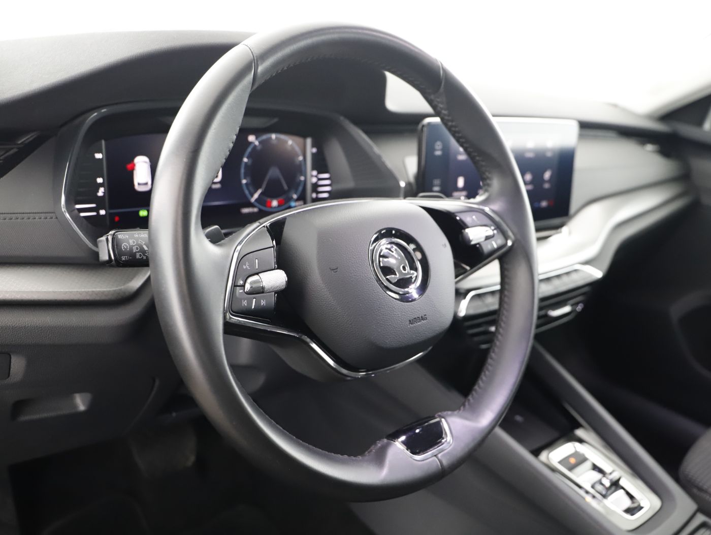 Skoda Octavia Combi 2.0 TDI Amb. DSG | Bild 13 von 24