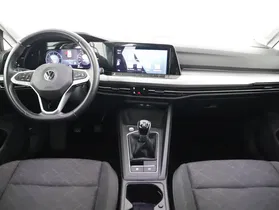 VW Golf VIII 2.0 TDI Life | Thumbnail 10 von 23