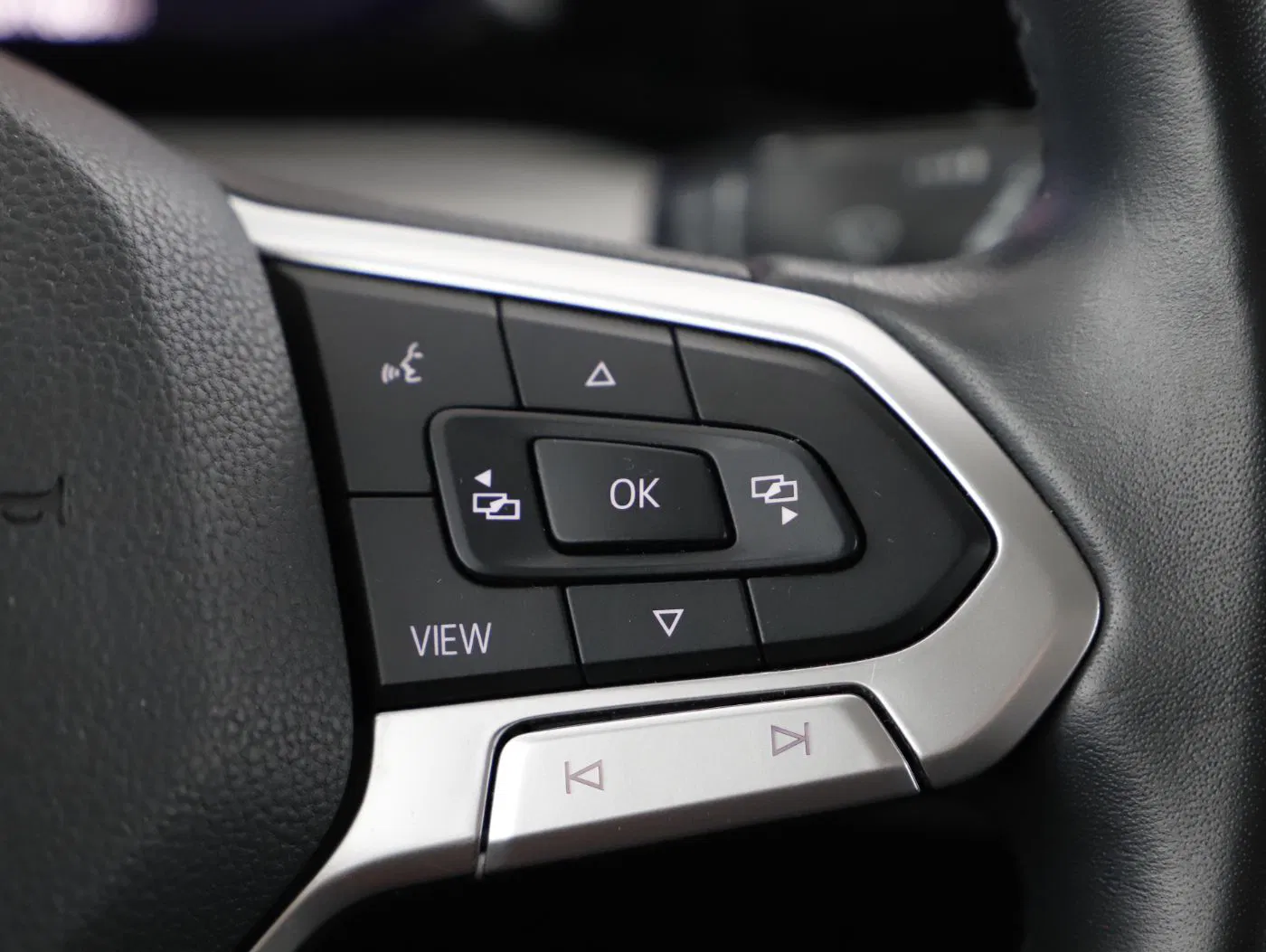 VW Golf VIII 2.0 TDI Life | Bild 19 von 23