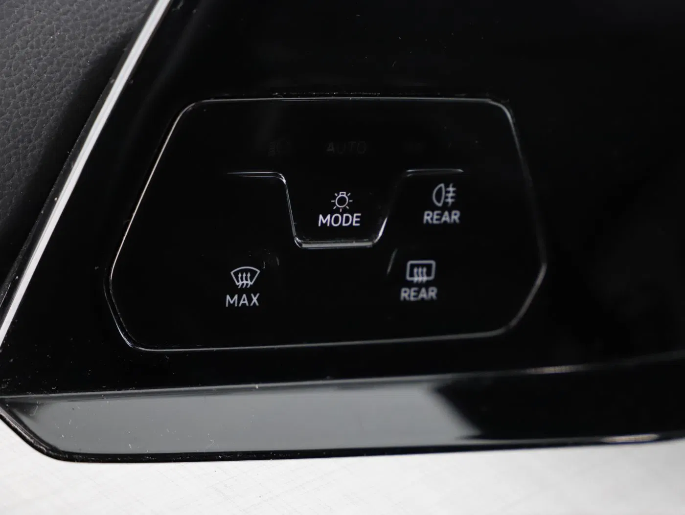 VW Golf VIII 2.0 TDI Life | Bild 20 von 23