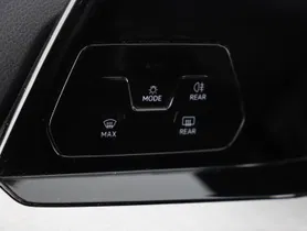 VW Golf VIII 2.0 TDI Life | Thumbnail 25 von 28